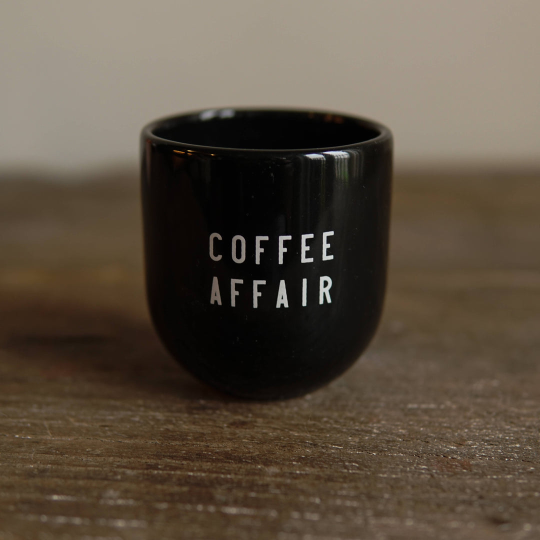 Sisi-Tasse, Coffee Affair