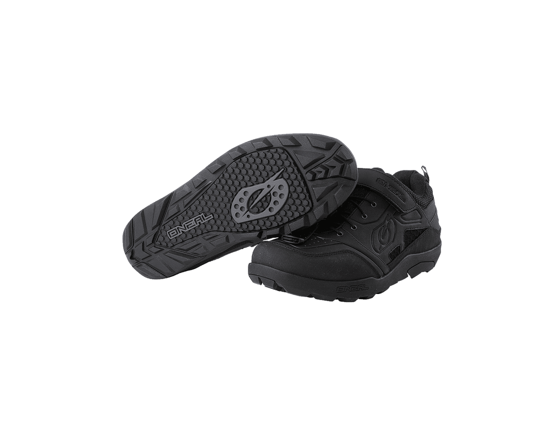 TRAVERSE FLAT SHOE