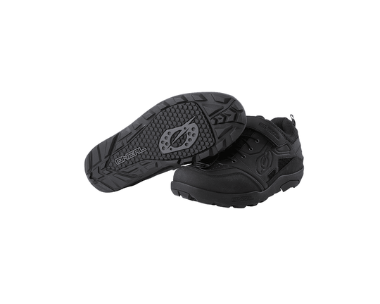 TRAVERSE FLAT SHOE