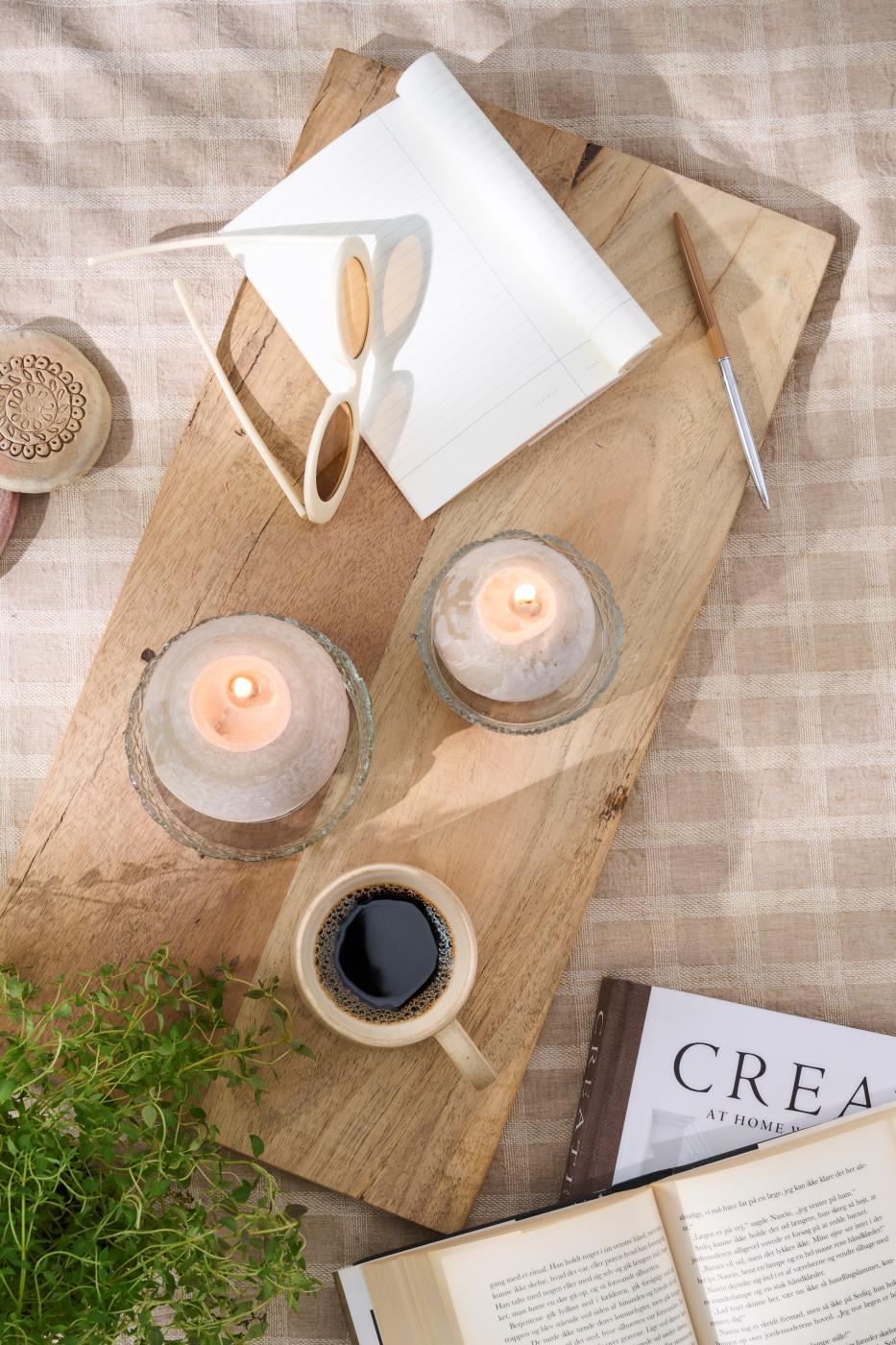 Kugelkerze rustikal leinen